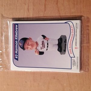 Vintage unopened twins cards